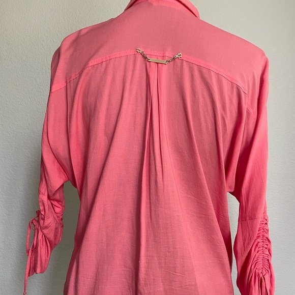 STUDIO F, Coral 🪸 Blouse - Picture 6 of 9